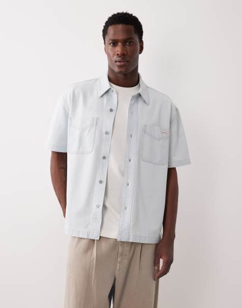 Calvin Klein Jeans - Kortærmet denimskjorte i lyseblå vask - view 1