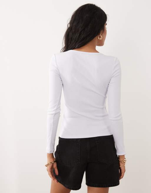 Calvin Klein Jeans – Langärmliges, geripptes Shirt in Flieder mit Webstoff-Logo, 4 von 4