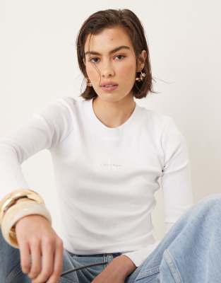 Calvin Klein Jeans - Langärmliges Oberteil in Weiß mit Monogramm-Logo