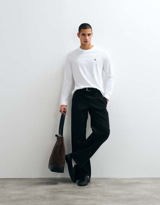 Calvin Klein Jeans – Langärmliges Shirt in Weiß mit Monogramm, 5 von 5