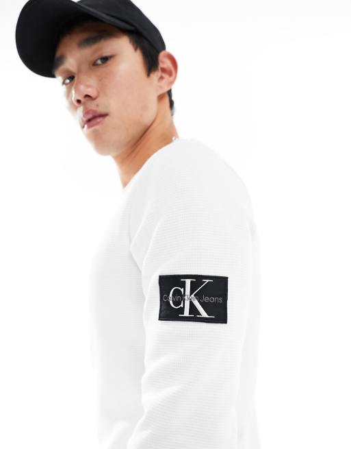 Calvin Klein Jeans – Langärmliges Shirt in Weiß mit Waffelstruktur