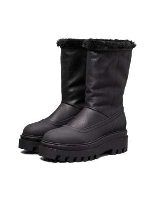 Calvin Klein Jeans Leather Winter Platform Boots in Triple Black