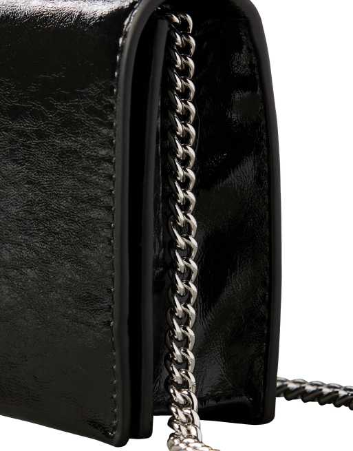 Calvin Klein Jeans - Lille sort crossbody-taske med metalstrop, 4 af 4