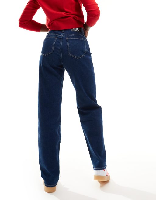 Calvin Klein Jeans – Locker geschnittene Jeans in dunkler Waschung mit hohem Bund, 3 von 5