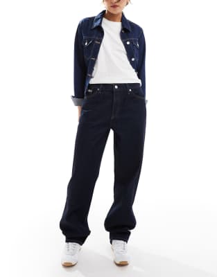 Calvin Klein Jeans - Lockere 90er-Jeans in dunkler Rinse-Waschung-Blau