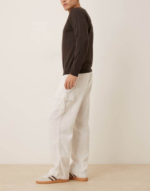 Calvin Klein Jeans – Lockere, gerade geschnittene Cargohose aus Leinenmix in Wollweiß, 3 von 5