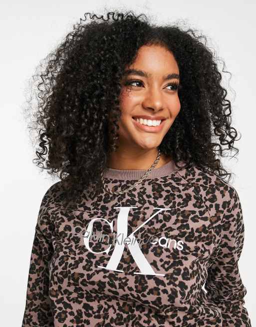 Cheetah print outlet crew neck sweatshirt