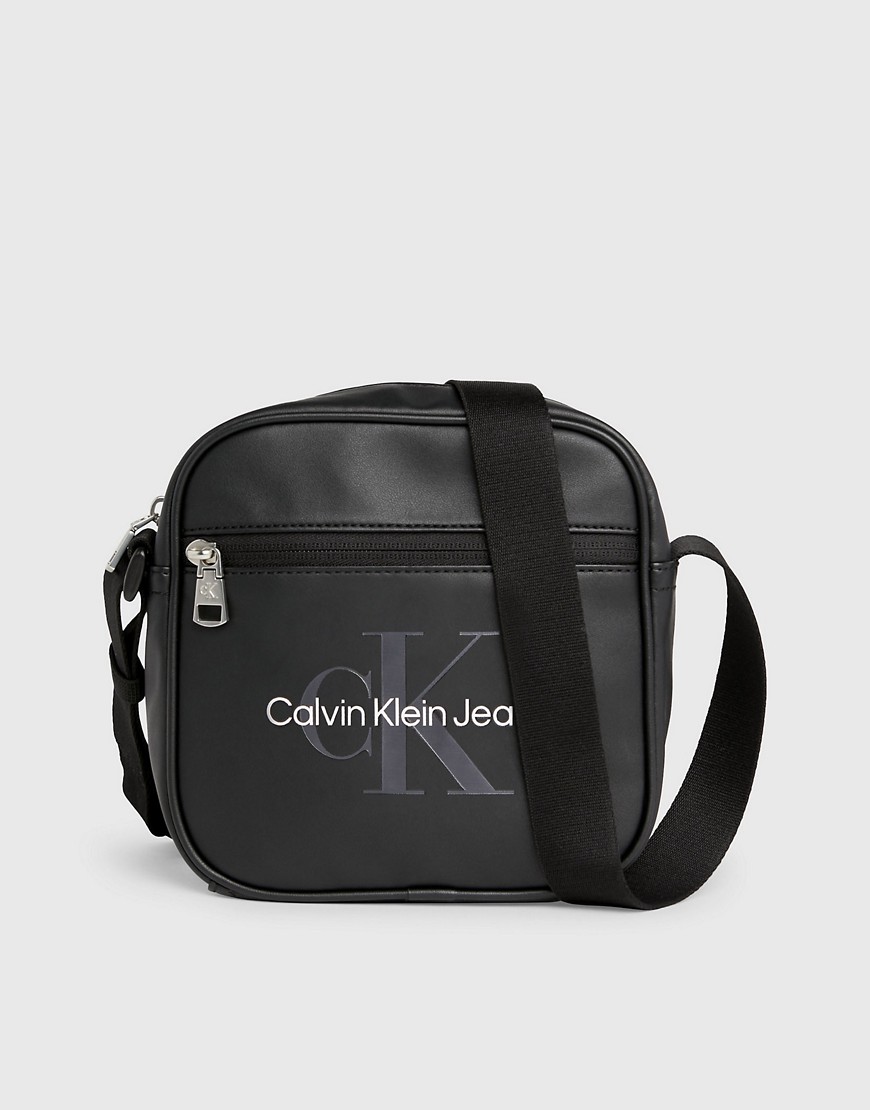 Calvin Klein Jeans Logo Crossbody Bag in Black