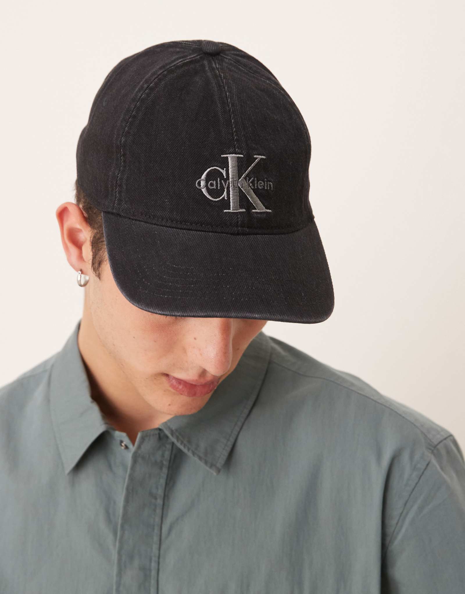 Джинсовая кепка с логотипом Calvin Klein Jeans стираного черного цвета