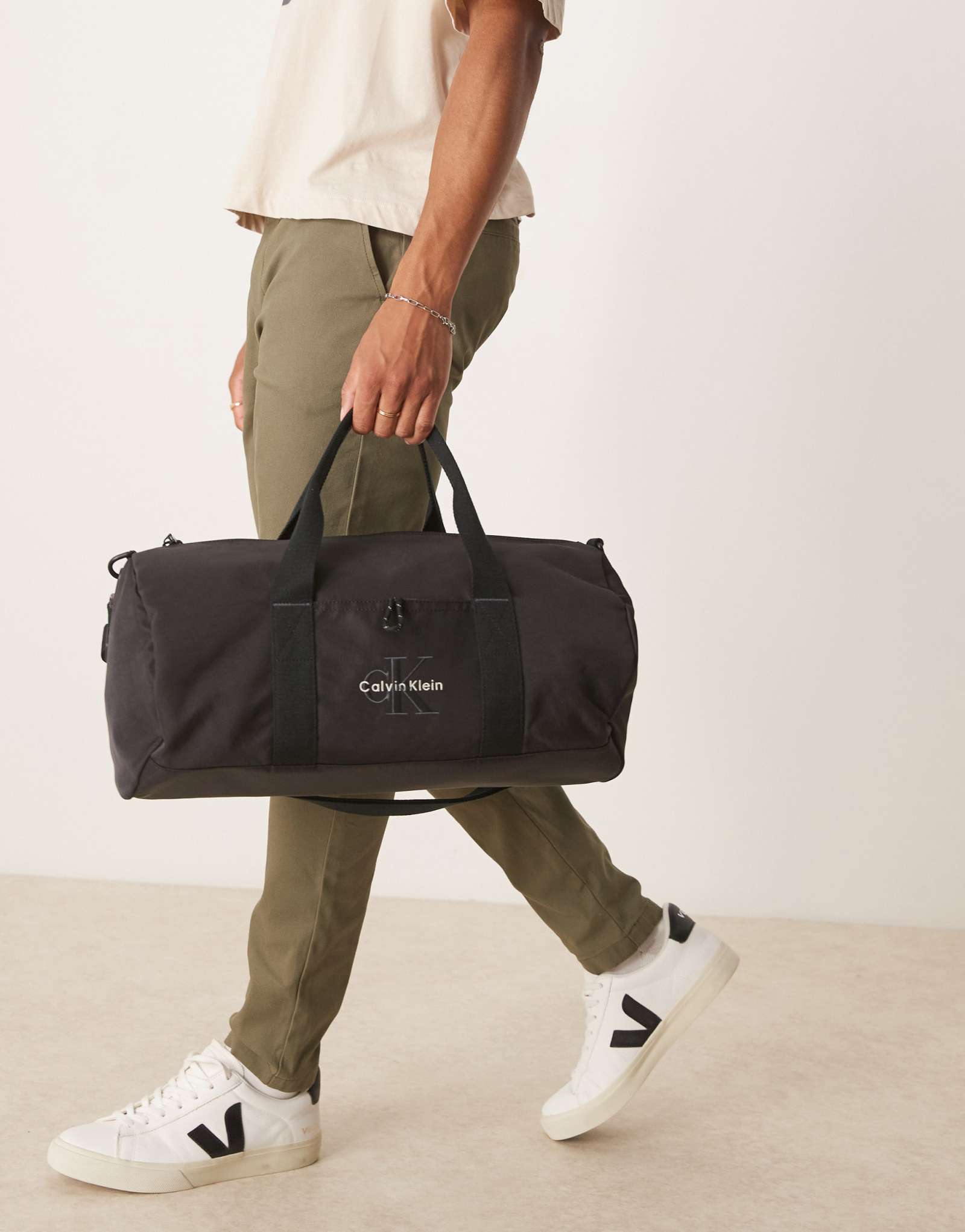 Сумка weekender с логотипом Calvin Klein Jeans черного цвета