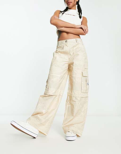 ClassicfuncenterShops Calvin Klein Jeans loose cargo pants in landscape print Geant CALVIN KLEIN Tote Md K60K608285 Blush TCT