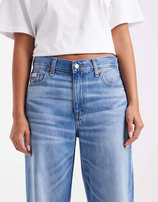 Calvin Klein Jeans low rise baggy jeans in light blue wash, 4 of 5