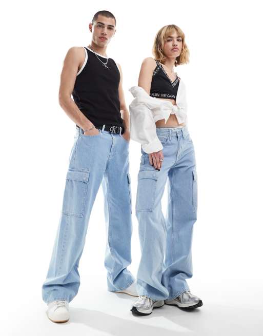 Calvin Klein Jeans - Løstsiddende 90'er-cargojeans i lys vask - Kun hos ASOS