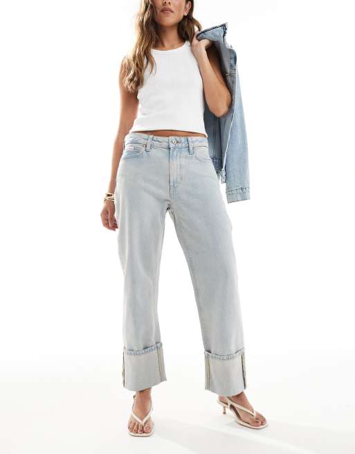 Calvin Klein Jeans – Luźne jeansy z podwiniętymi mankietami z efektem wybielenia