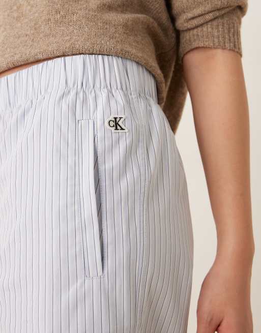 Calvin Klein Jeans - Lyseblå poplin-bukser med elastisk talje og nålestriber, 2 af 5