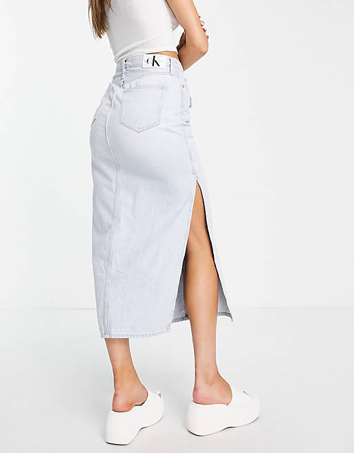 Calvin Klein Jeans – Maxirock aus Denim in hellblauer Waschung mit  Logogürtel | ASOS