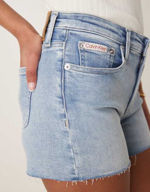 Calvin Klein Jeans mid rise denim shorts in light wash, 4 of 5