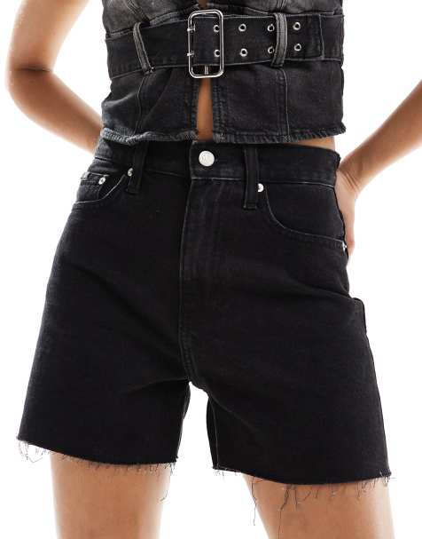 Calvin Klein Jeans mom denim shorts in black - view 1