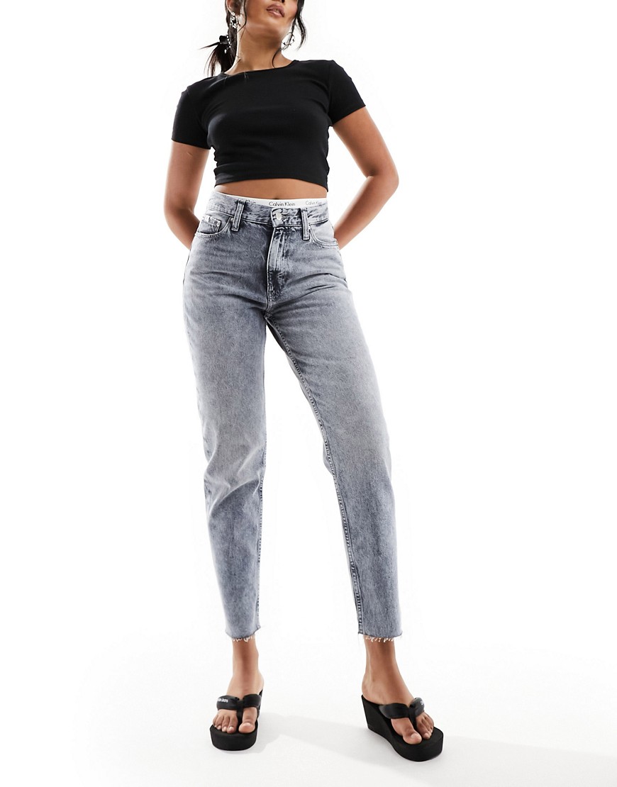Calvin Klein Jeans mom jean in grey