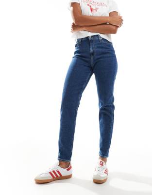 Calvin Klein Jeans - Mom-Jeans in Indigo-Waschung-Marineblau