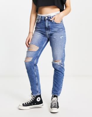 Calvin Klein Jeans mom jeans in mid wash - ASOS Price Checker