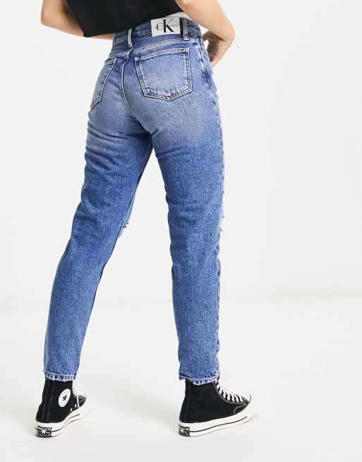 Calvin Klein Jeans mom jeans in mid wash, 3 of 4