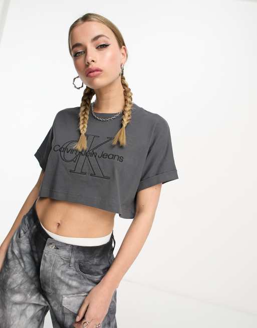 Cropped calvin klein t on sale shirt