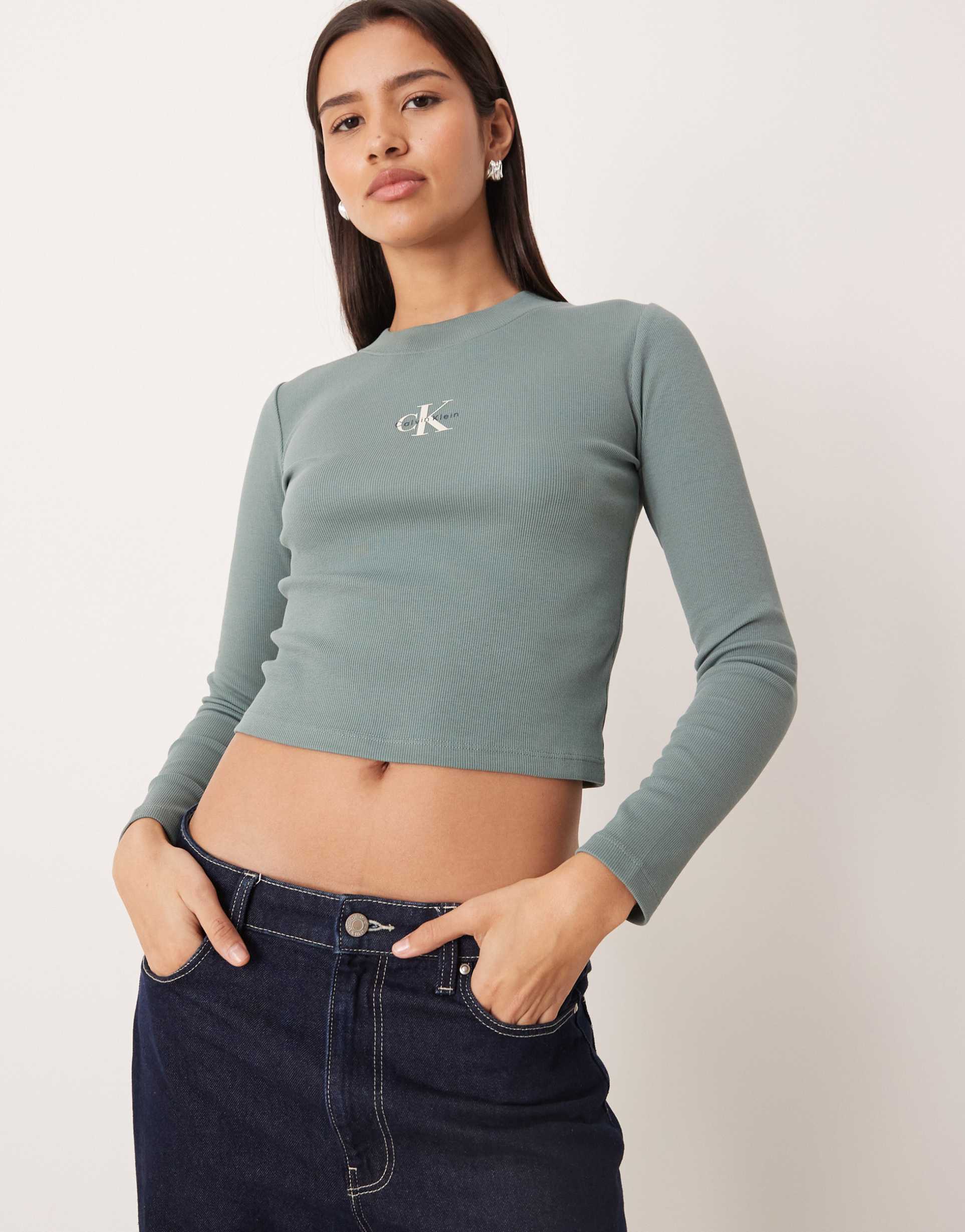 calvin klein jeans monogram logo long sleeve baby tee in fall green
