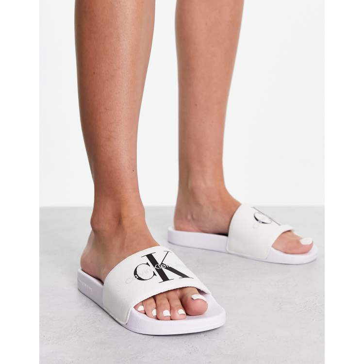 Calvin klein 2025 slides size 5