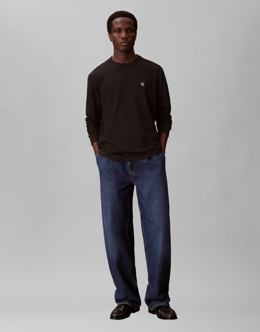 Calvin Klein Jeans Monogram relaxed t-shirt in black, 2 of 5