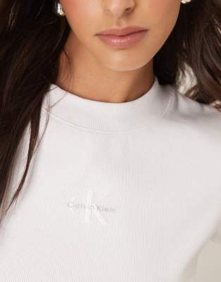 Calvin Klein Jeans Est.1978 Monologo Baby Tee In White