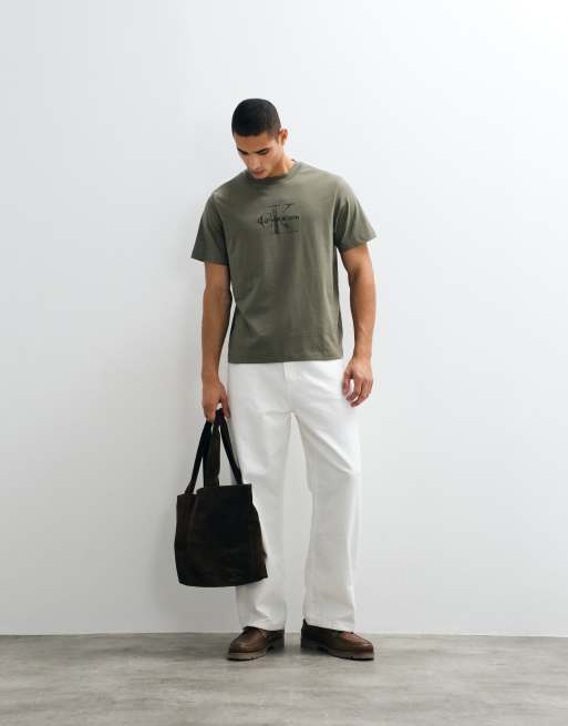 Calvin Klein Jeans Monologo distressed graphic t-shirt in khaki green, 2 of 5