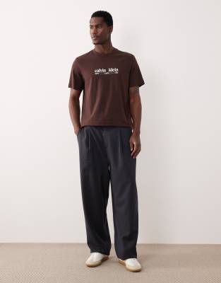Calvin Klein Jeans Est.1978 Nyc Chest Graphic T-shirt In Brown