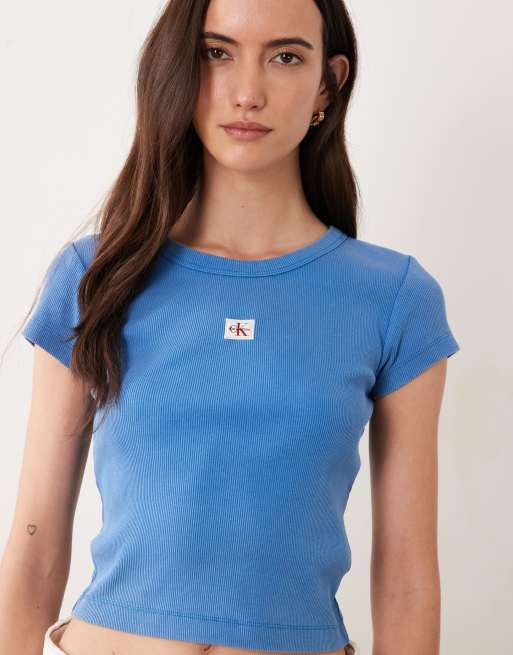 Calvin Klein Jeans Oberteil mit gewebtem Label und Rundhalsausschnitt in Blau, 4 von 4