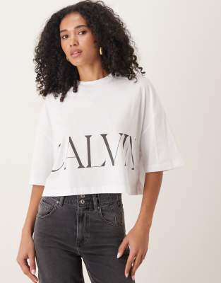 Calvin Klein Jeans - Oversize-T-Shirt in Weiß mit großem Logo