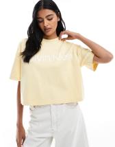 HUGO Red Delanor baby t-shirt in pink with logo