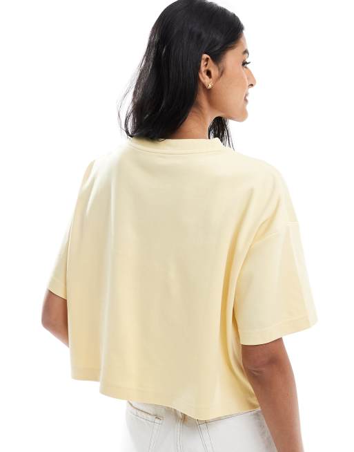 Calvin Klein Jeans oversized large logo boxy t-shirt in yellow, 4 of 4