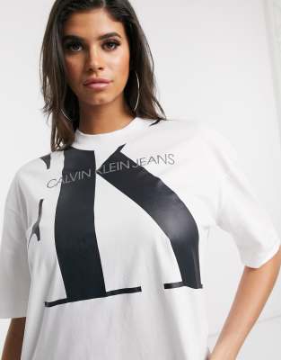 calvin klein oversized t shirt