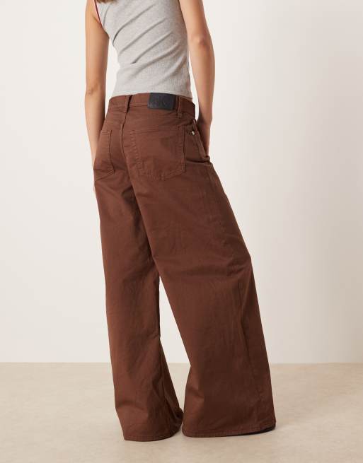 Calvin Klein Jeans - Pantalon chino ultra ample - Marron moka, 2 de 5