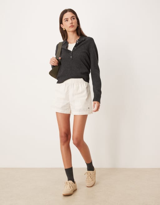 Calvin Klein Jeans - Pantalones cortos beis a rayas de popelina, 3 de 5