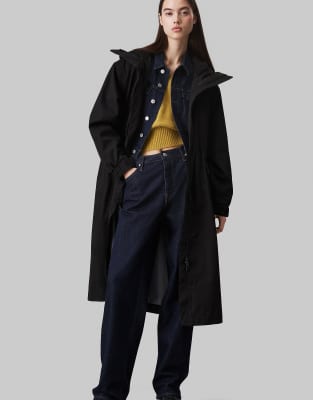 Calvin Klein Jeans – Parka in CK-Schwarz mit Kapuze - view 1