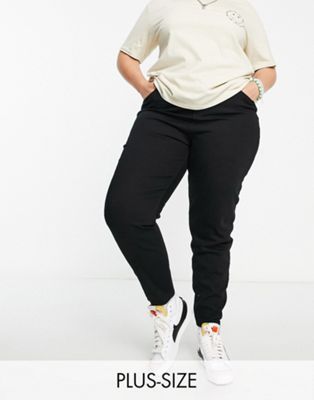 Calvin Klein Jeans Plus mom jeans in black