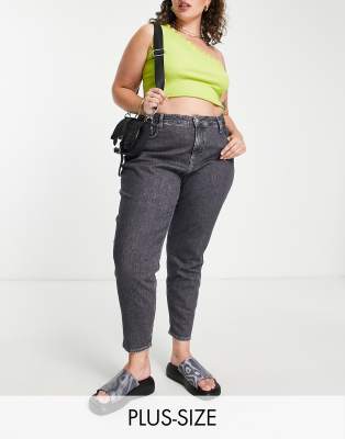 Calvin Klein Jeans Plus mom jeans in dark grey - ASOS Price Checker