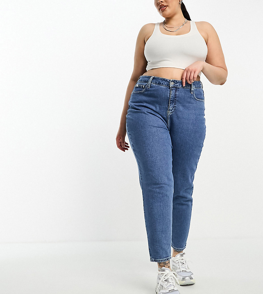 Calvin Klein Jeans Plus mom jeans in mid wash-Blue