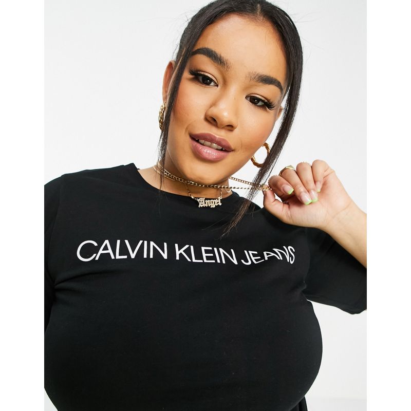 Calvin Klein Jeans Plus - T-shirt a maniche corte in nero con logo