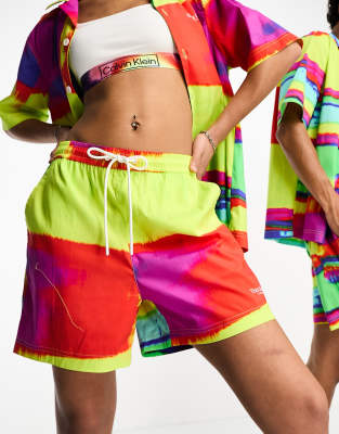 Thumbnail 2 of 4