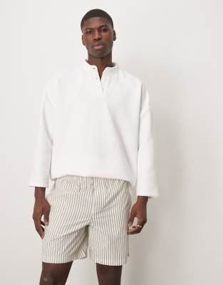 Calvin Klein Jeans Est.1978 Pull On Shorts In White