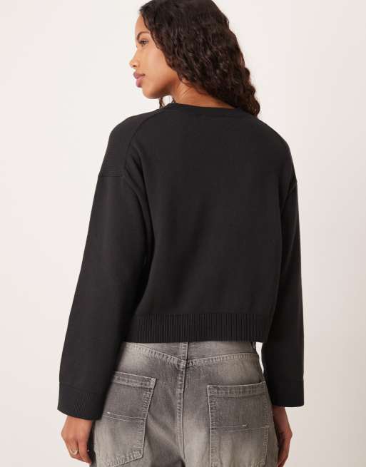 Calvin Klein Jeans – Pullover in Schwarz mit großem „CK“-Logo, 4 von 4