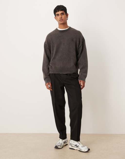 Calvin Klein Jeans – Pullover in verwaschenem Schwarz mit Rundhalsausschnitt, 2 von 5