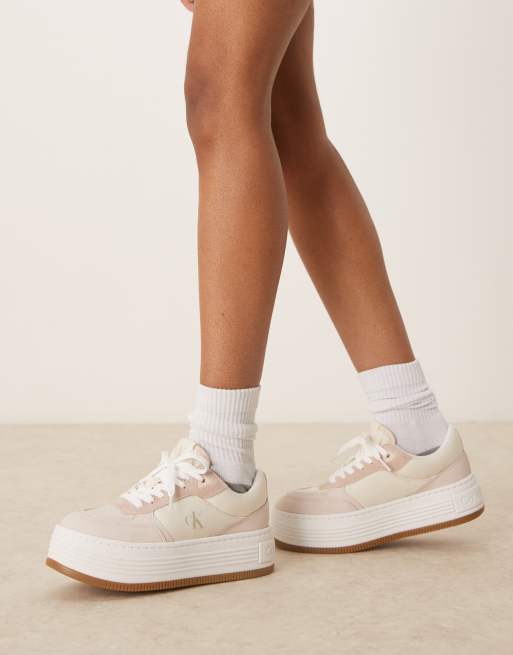 Calvin Klein Jeans - Råhvide sneakers med flatform-sål i gummi, 4 af 5